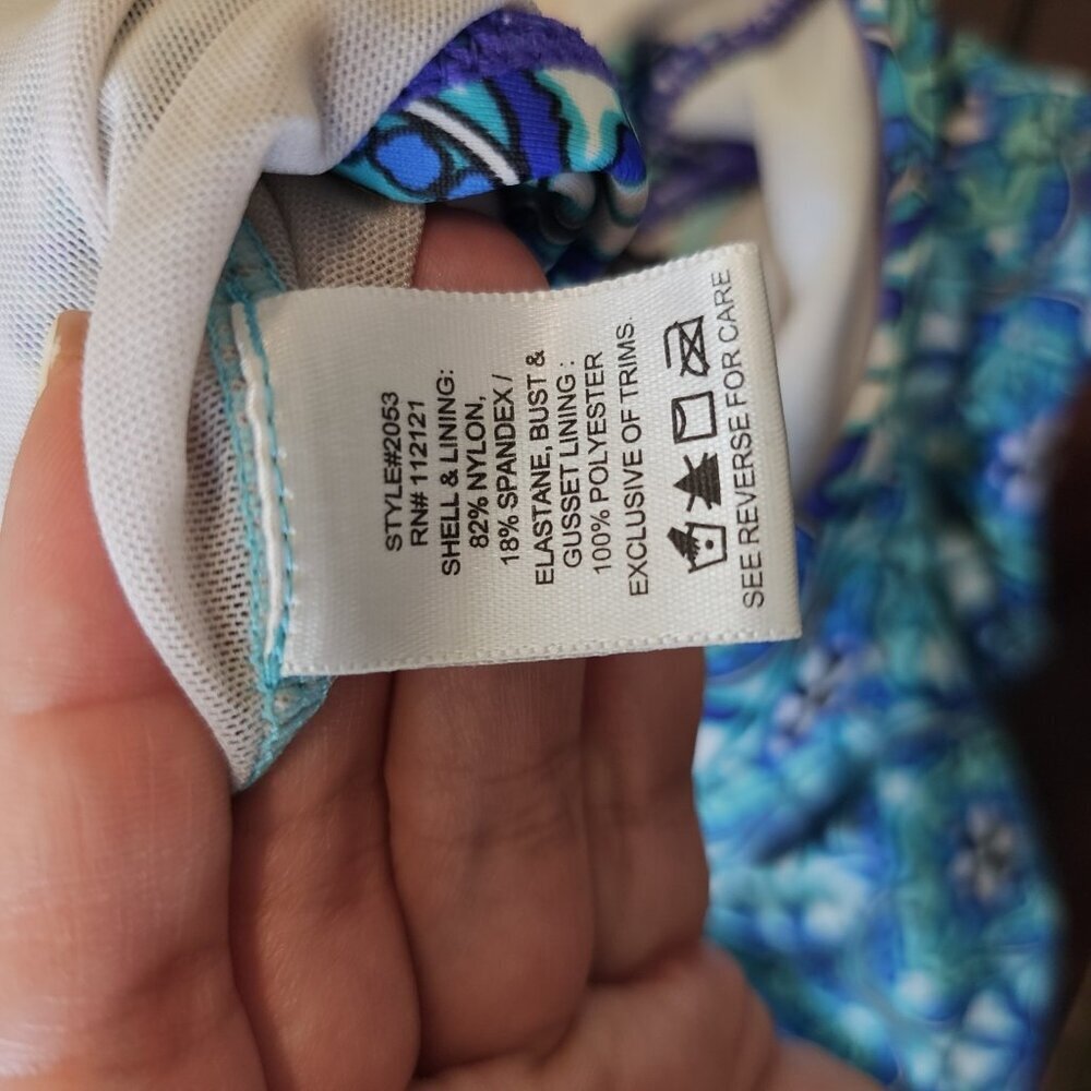 Spanx Love Your Assets Medallion Geo Turquoise Slimming One Piece Swimsuit L - Picture 11 of 12